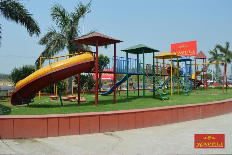 Gajraula Haveli Resort Exterior foto